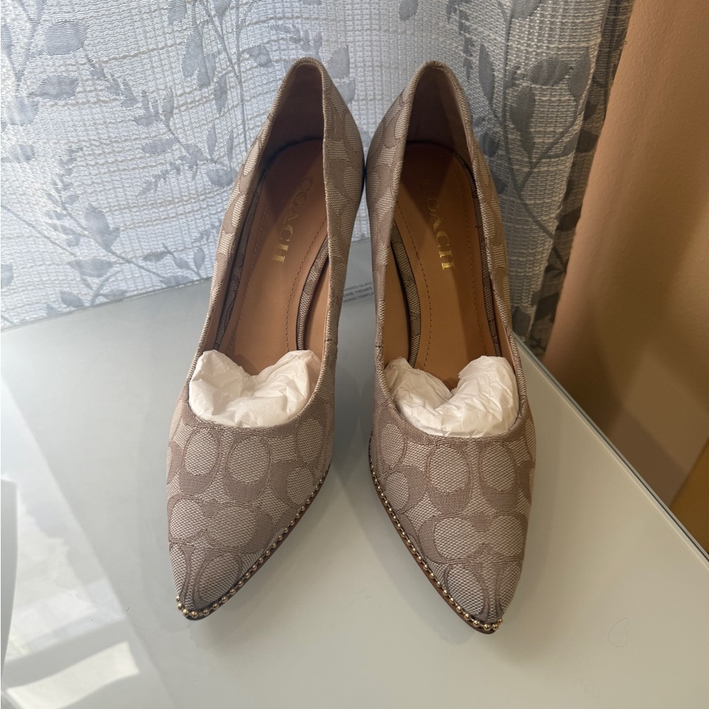 Coach Women's Beige Patterned Heels